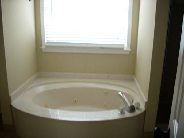 masterBath2.jpg